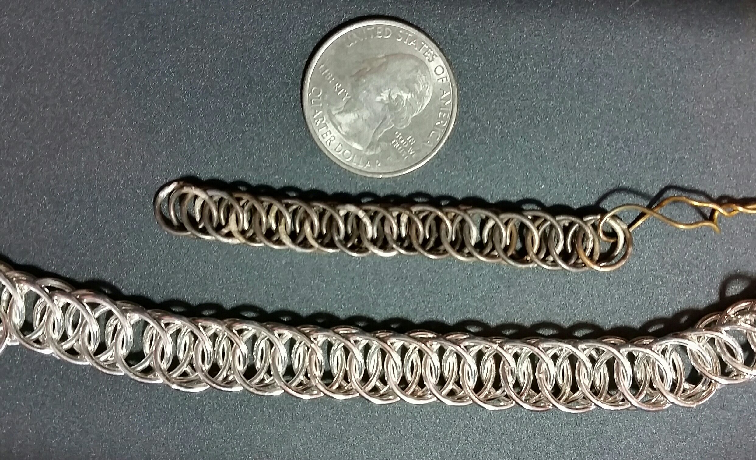 2 sizes of Columbus Chain 